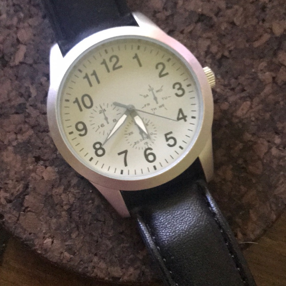 Watch - Picture 2 of 2